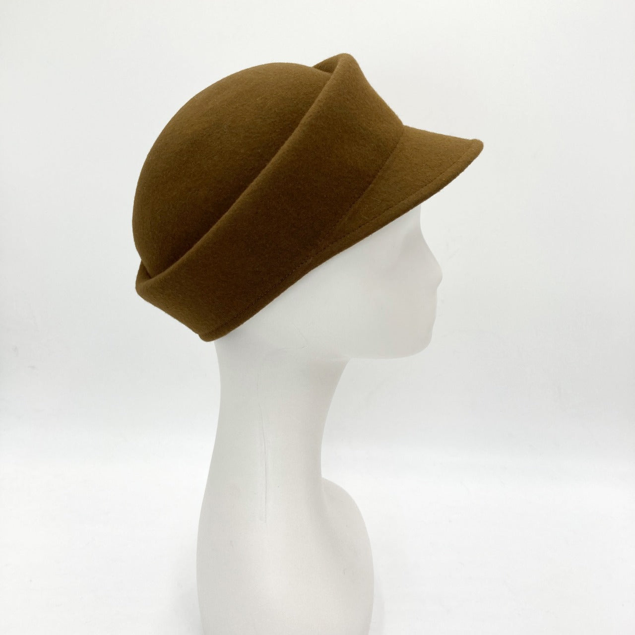 millina/Wool felt deformation cap/35-23211